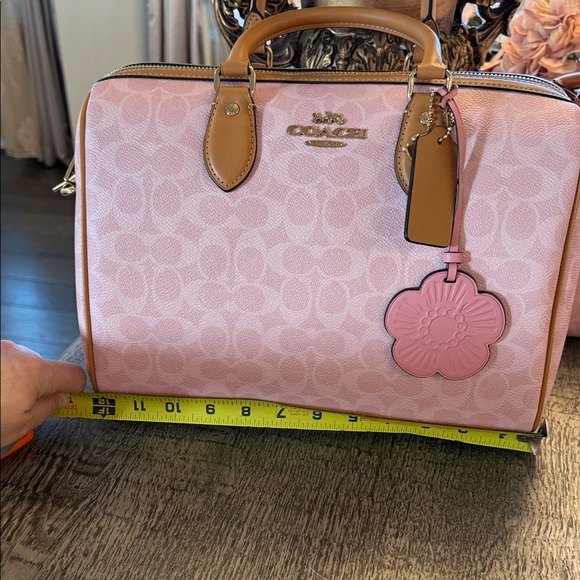 Coach Pink Signature Handbag Large Satchel Rowan Powder pink signature canvas - Picture 5 of 15